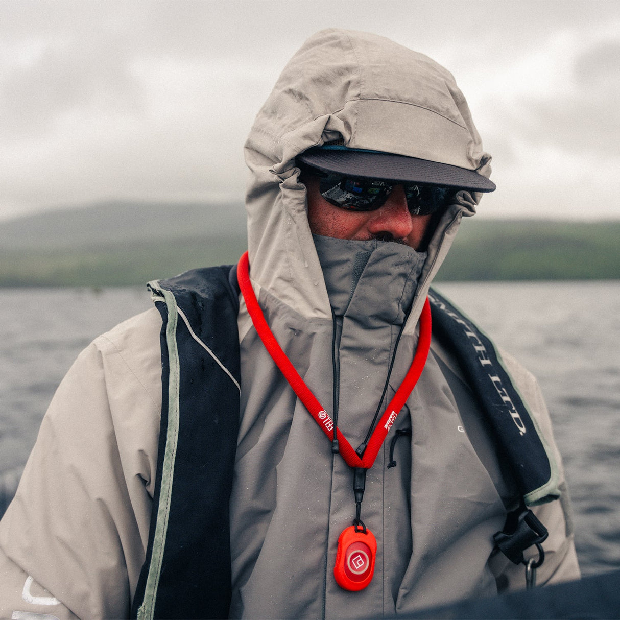 GRUNDENS TRANSMIT X BREATHABLE & WATERPROOF JACKET