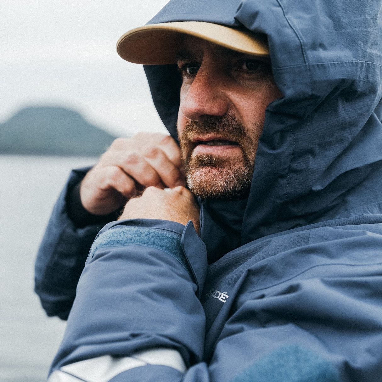 GRUNDENS TRANSMIT X BREATHABLE & WATERPROOF JACKET