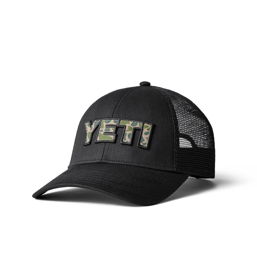 YETI CAMO LOGO BADGE TRUCKER HAT